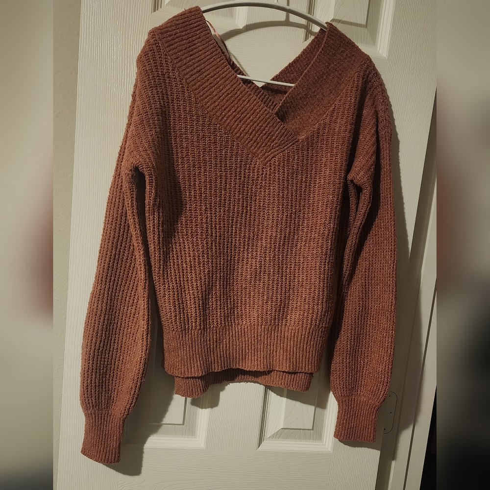 Pink Rose Mauve Pink / Rose Gold Sweater NWOT